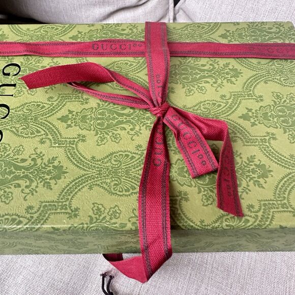 Authentic Gucci Green Gift Box +Jewelry Pouch+Ribbon+paper Bag 11x6.5x4 - Picture 4 of 12